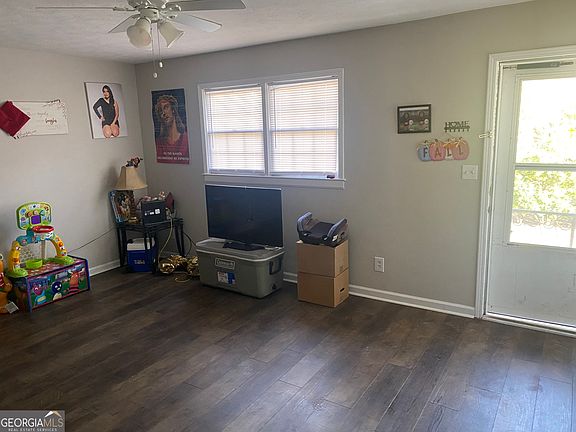 5th image of 103 Asbury Dr NW