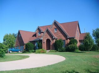 16407 Highway 62, Maquoketa, IA 52060