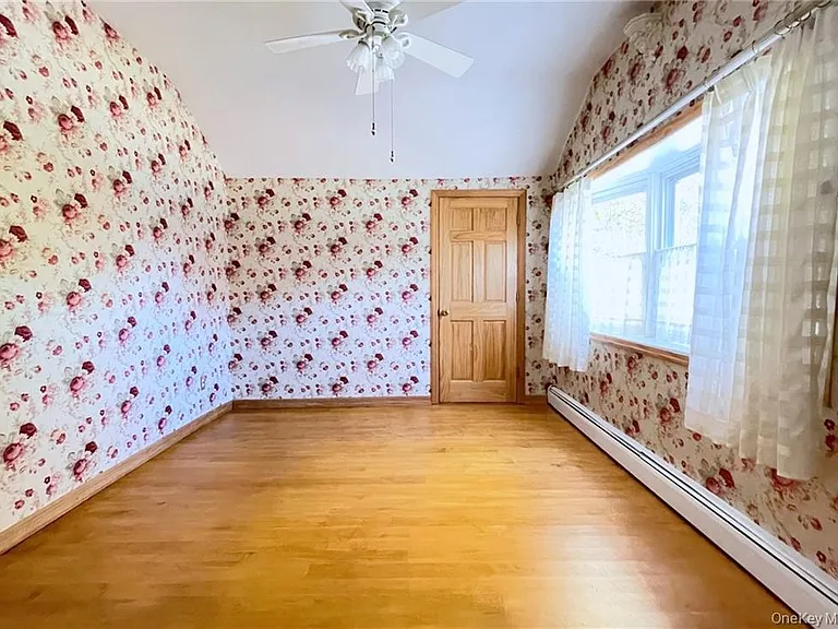 12 Ervilla Dr — Photo 19