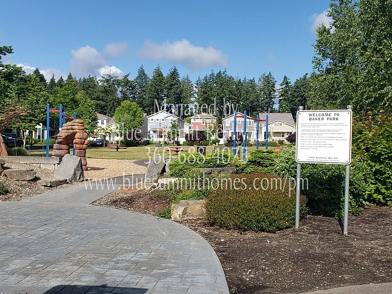 7633 Rushmore Way NE — Photo 23