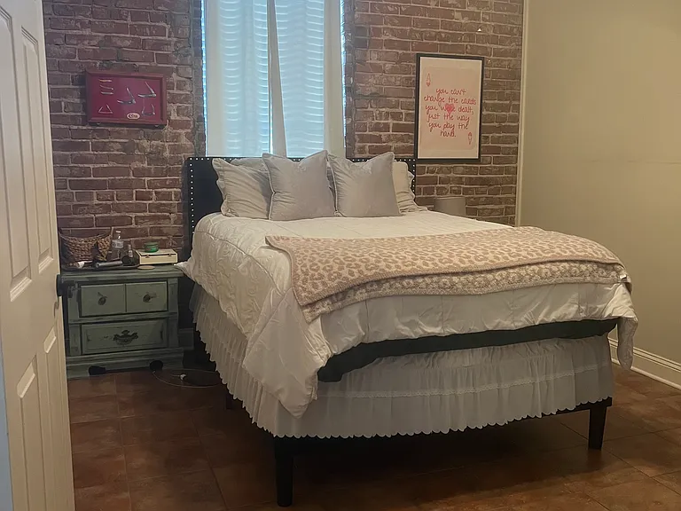 Bedroom (this is furnished by present occupant, but does not come with the apartment.