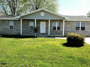 213 Country Club Rd, Dixon, MO 65459