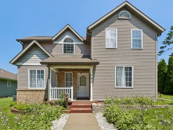 107 South St, Baraboo, WI 53913