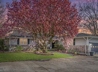 2410 Silverside Rd, Wilmington, DE 19810