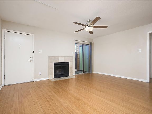 4th image of 3204 Menchaca Rd #105