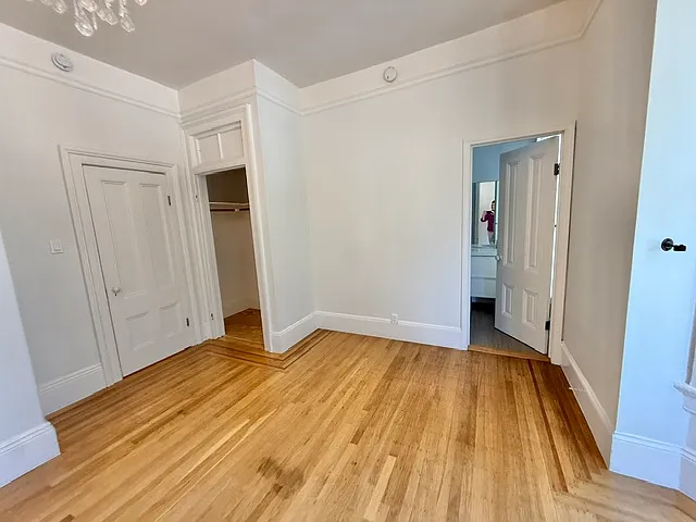2906 Folsom St #2 — Photo 5
