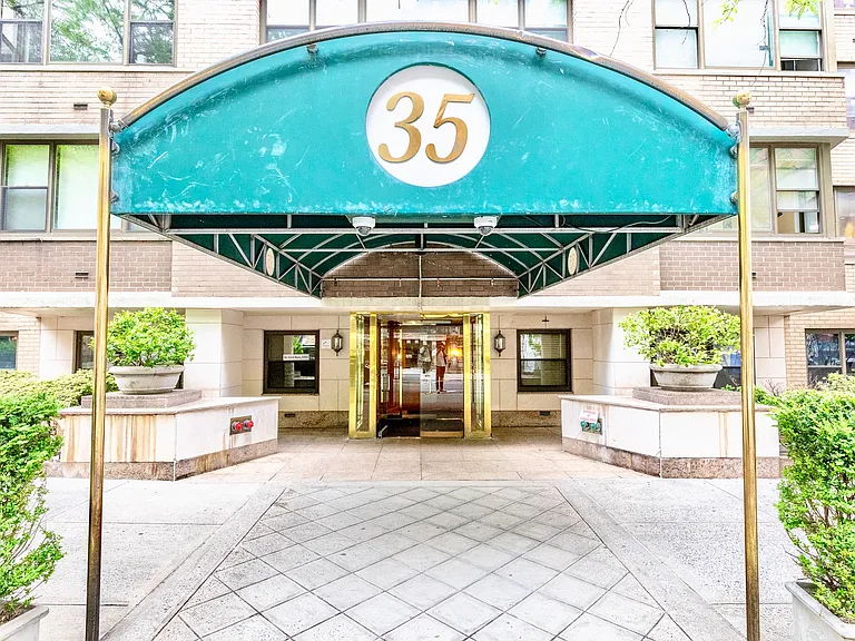 35 E 38th St #5C — Photo 13