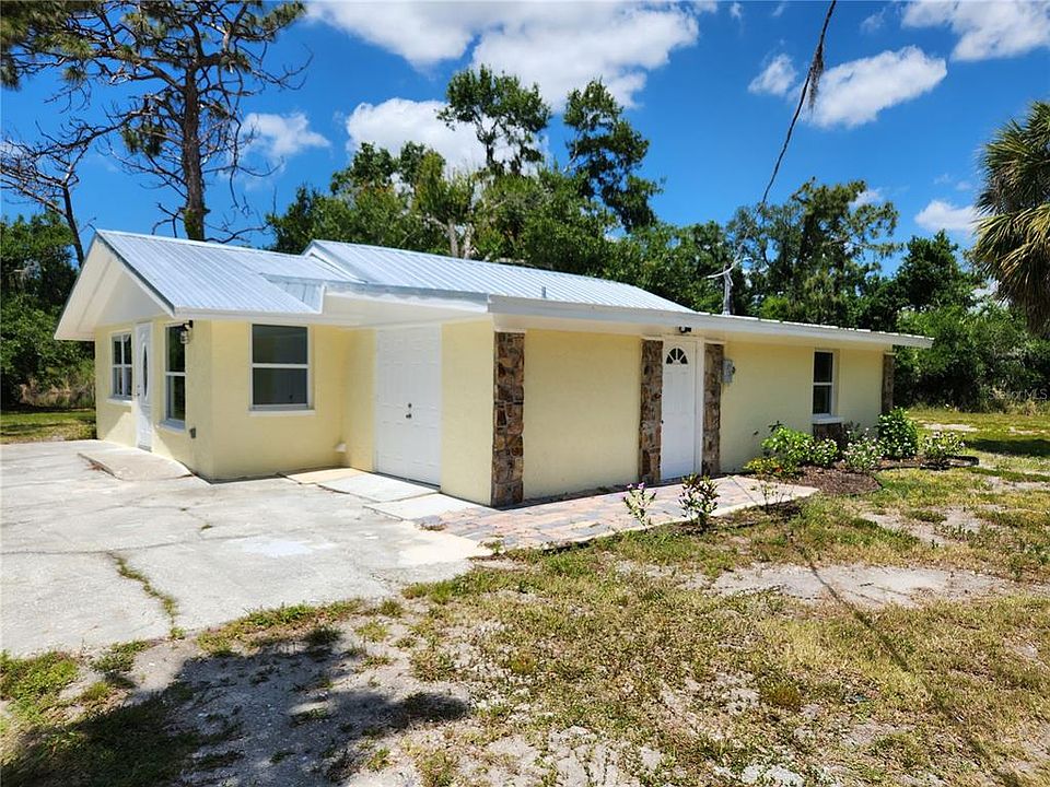 1st image of 1136 Davis Ln