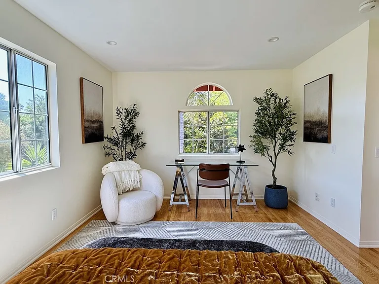 7621 Norton Ave — Photo 21