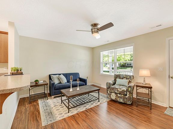 3rd image of 333 Valerie Dr
