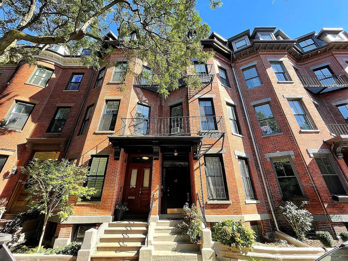 1 bed, 700 sqft, $3,500 — Photo 1