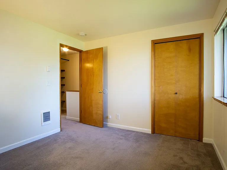 8363 SW Durham Rd #6 — Photo 15
