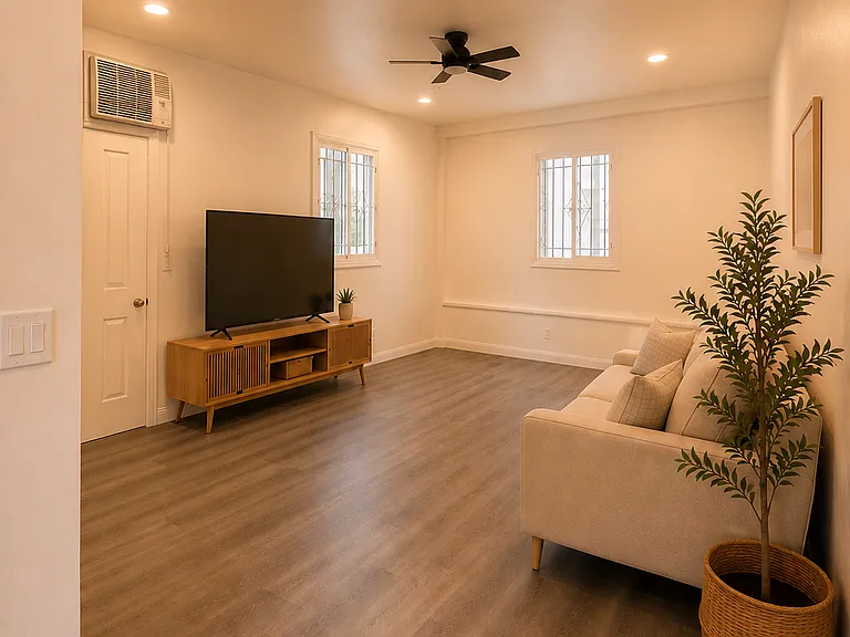 Living Room
Virtually Staged