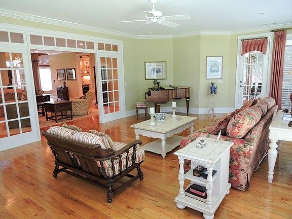 5th image of 1126 Earlmont Dr