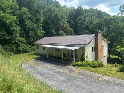 127 N Dakota Ave, Mount Hope, WV, 25880