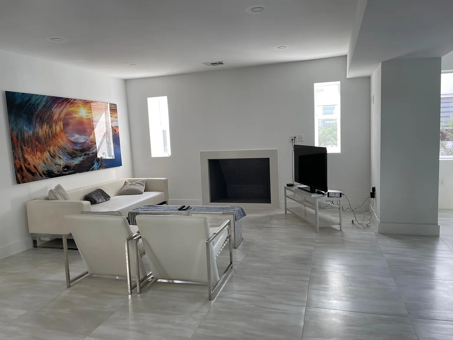4 bed, 2017 sqft, $13,000 — Photo 4