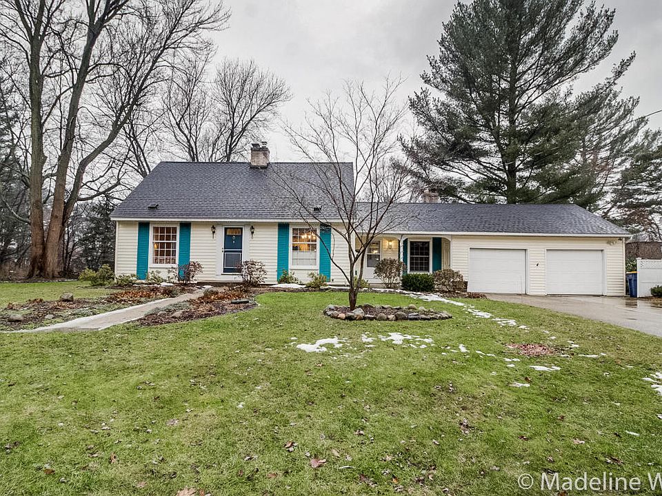 1st image of 670 Steketee Ave