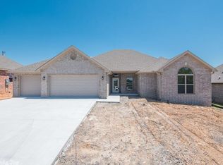 3116 Stonehill Dr, Sherwood, AR 72120