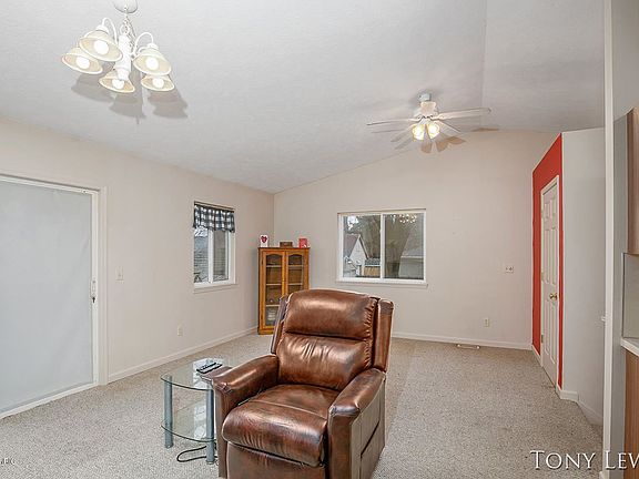 2nd image of 4924 Haughey Ave SW