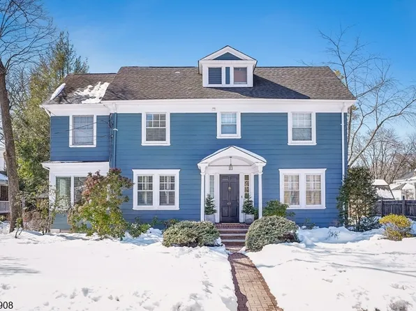 69 ELM ST, Summit City, NJ 07901