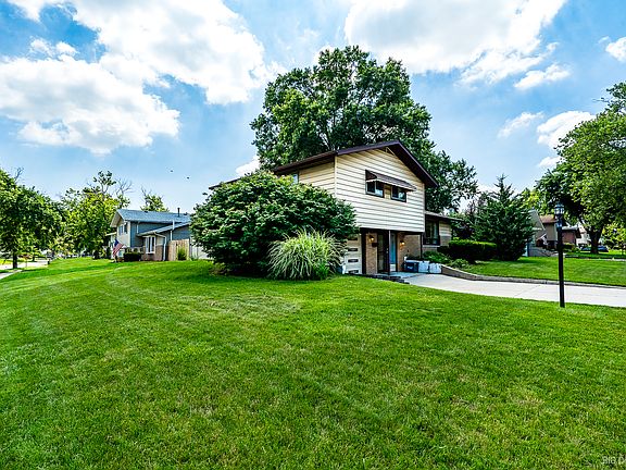 2nd image of 5539 La Palm Dr