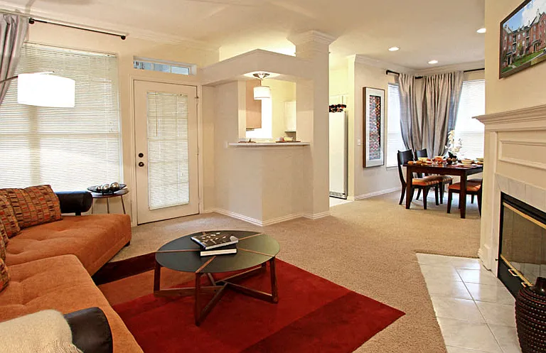 The Biltmore Apartments — Photo 11