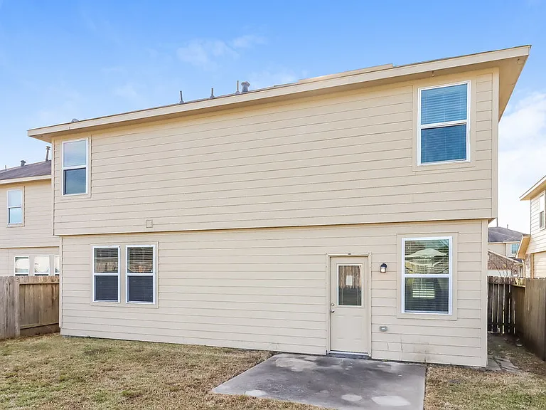 21822 Octavia Way — Photo 19