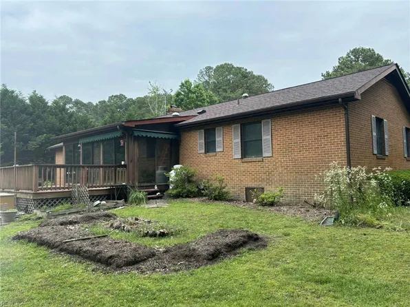 141 Blue Heron Ln, Cobbs Creek, VA 23035