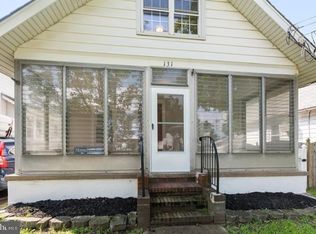 131 E Wayne Ter, Collingswood, NJ 08108