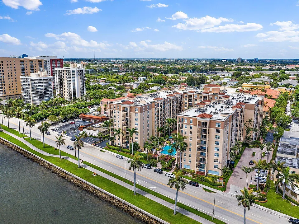 1803 N Flagler Dr #303