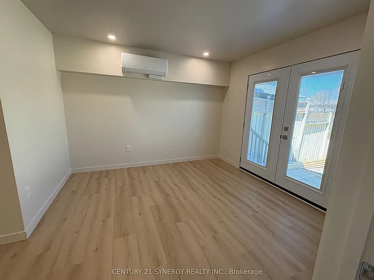93B Tarquin Cres — Photo 10