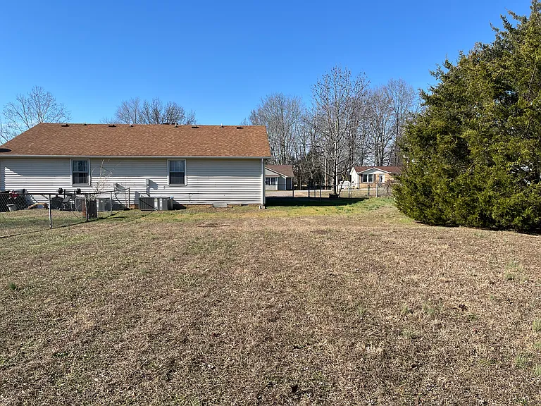 1483 Craig Dr #B — Photo 4