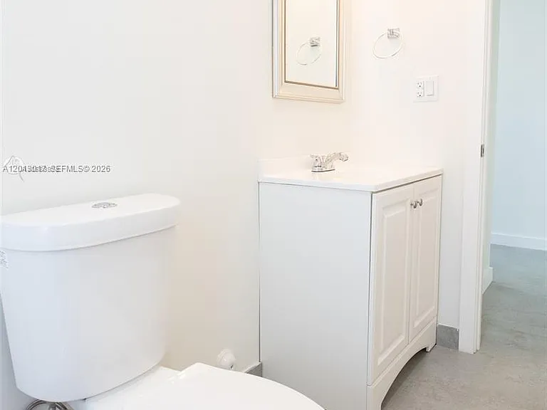 120 NE 71st St #3 — Photo 9
