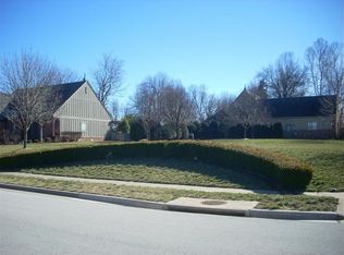 932 E Westchester Dr, Springfield, MO 65810