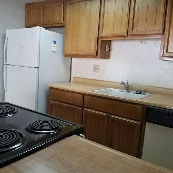 2336 Imran Dr — Photo 9