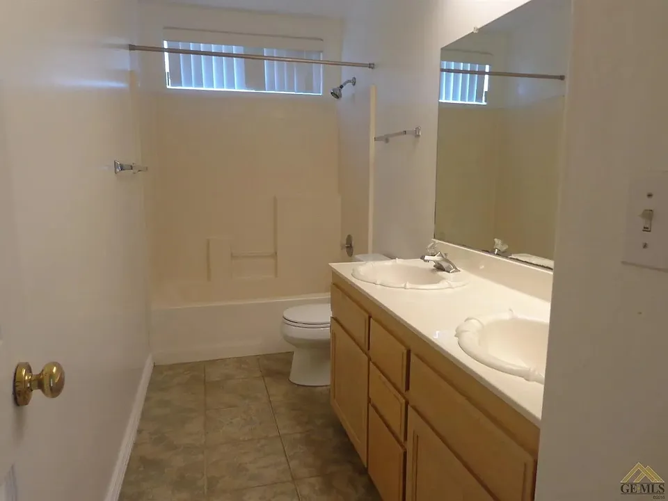 3706 Bedrock Dr