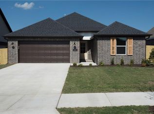 4006 SW Hollyhock St, Bentonville, AR 72712