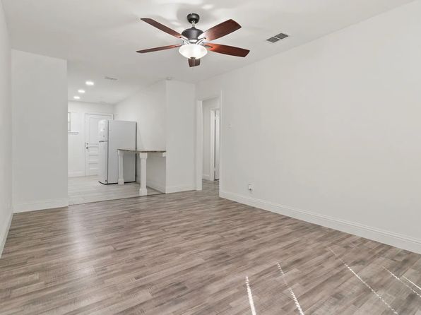 2211 Barbell Ln #2211