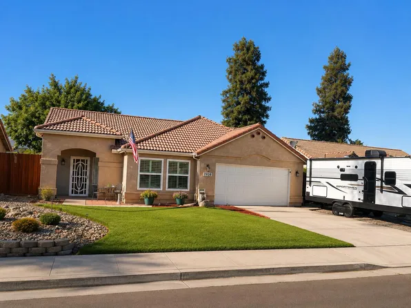 1808 E College Avenue, Visalia, CA 93292