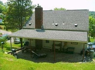 115 Russell Dr, Pittsburgh, PA