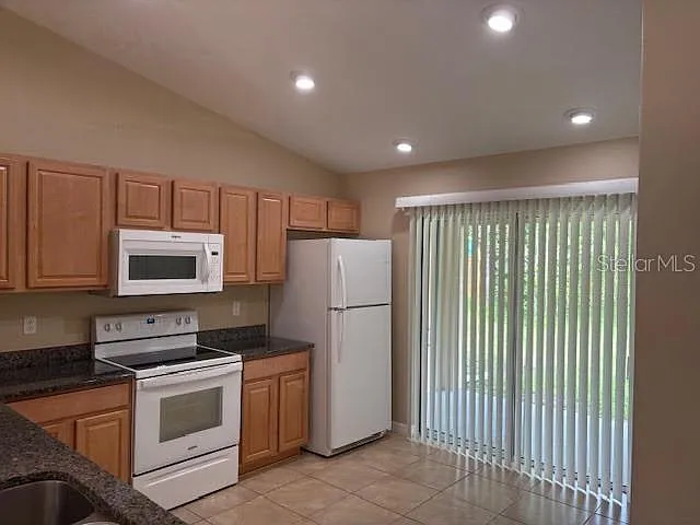 113 Brunswick Ln #B — Photo 14