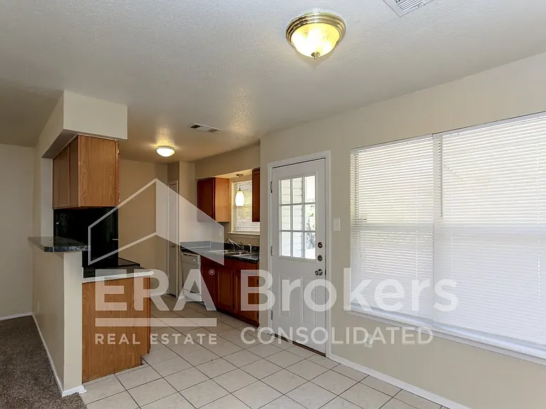 4903 Ridge Cir — Photo 7