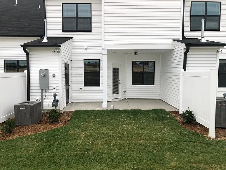 728 Putney Hill Rd — Photo 21