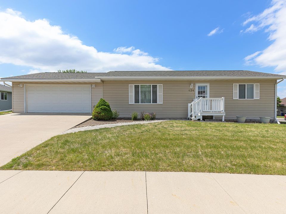 1st image of 434 Field View Dr
