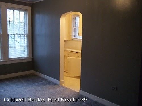 5th image of 387 Catherine St APT F