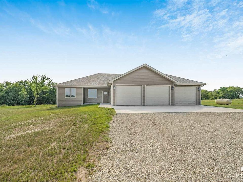 5224 Top Notch Rd, Wamego, KS 66547 Zillow