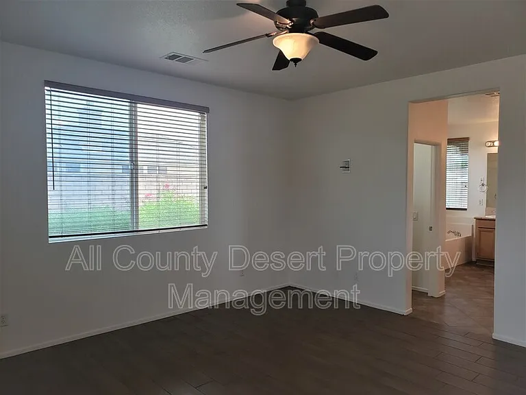 37853 Avon St — Photo 9