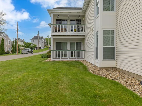 1217 Riverside Dr, Beaver, PA 15009