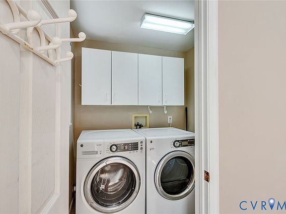 5th image of 34 Oakland St