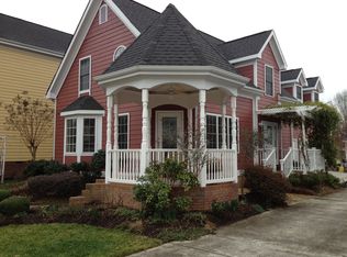 105 Graham Pl, Oak Ridge, TN 37830